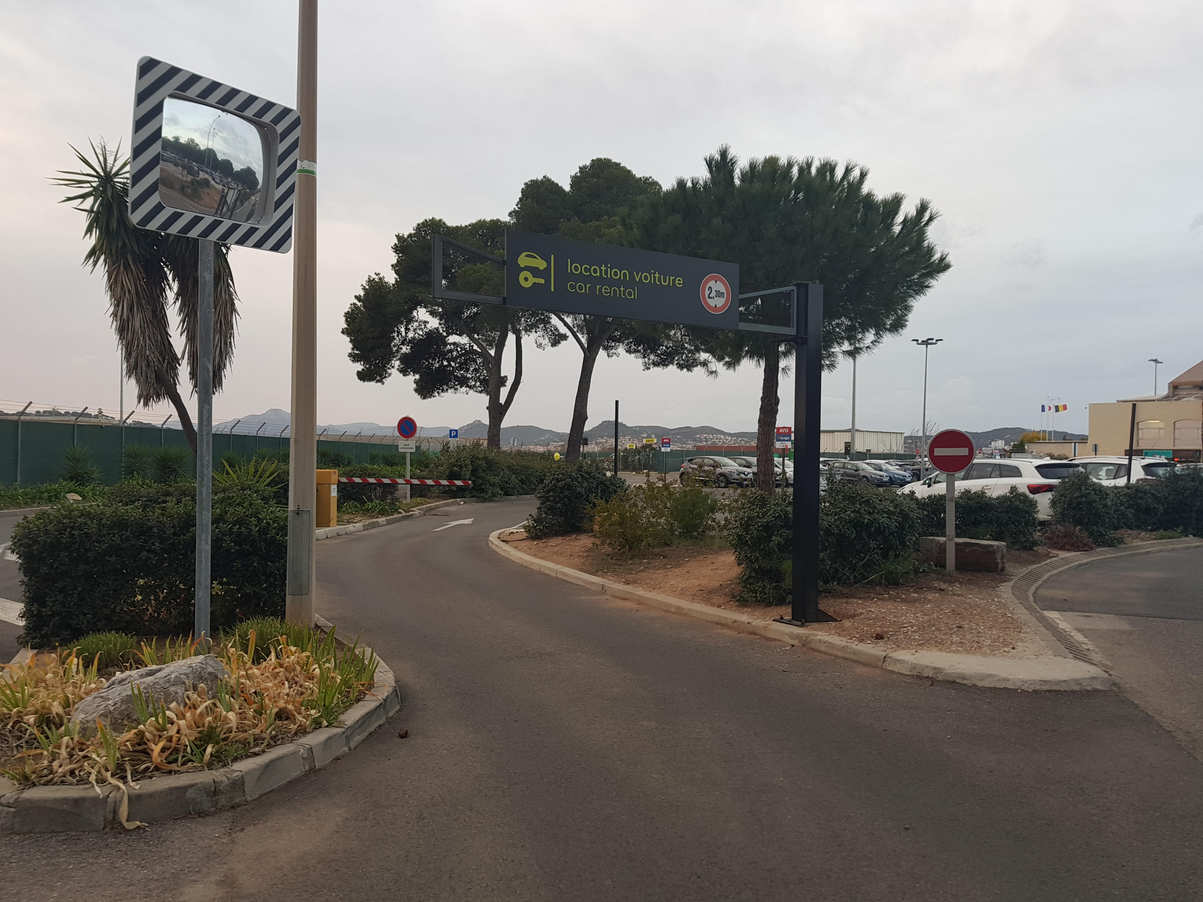 Images SIXT | Location voiture Hyères aéroport Toulon