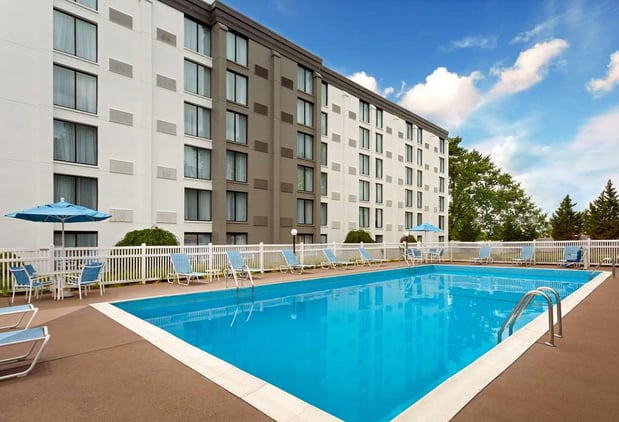 Images DoubleTree by Hilton Washington Meadow Lands Casino Area