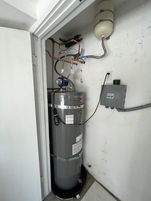 Hillebrand Drain Services Image