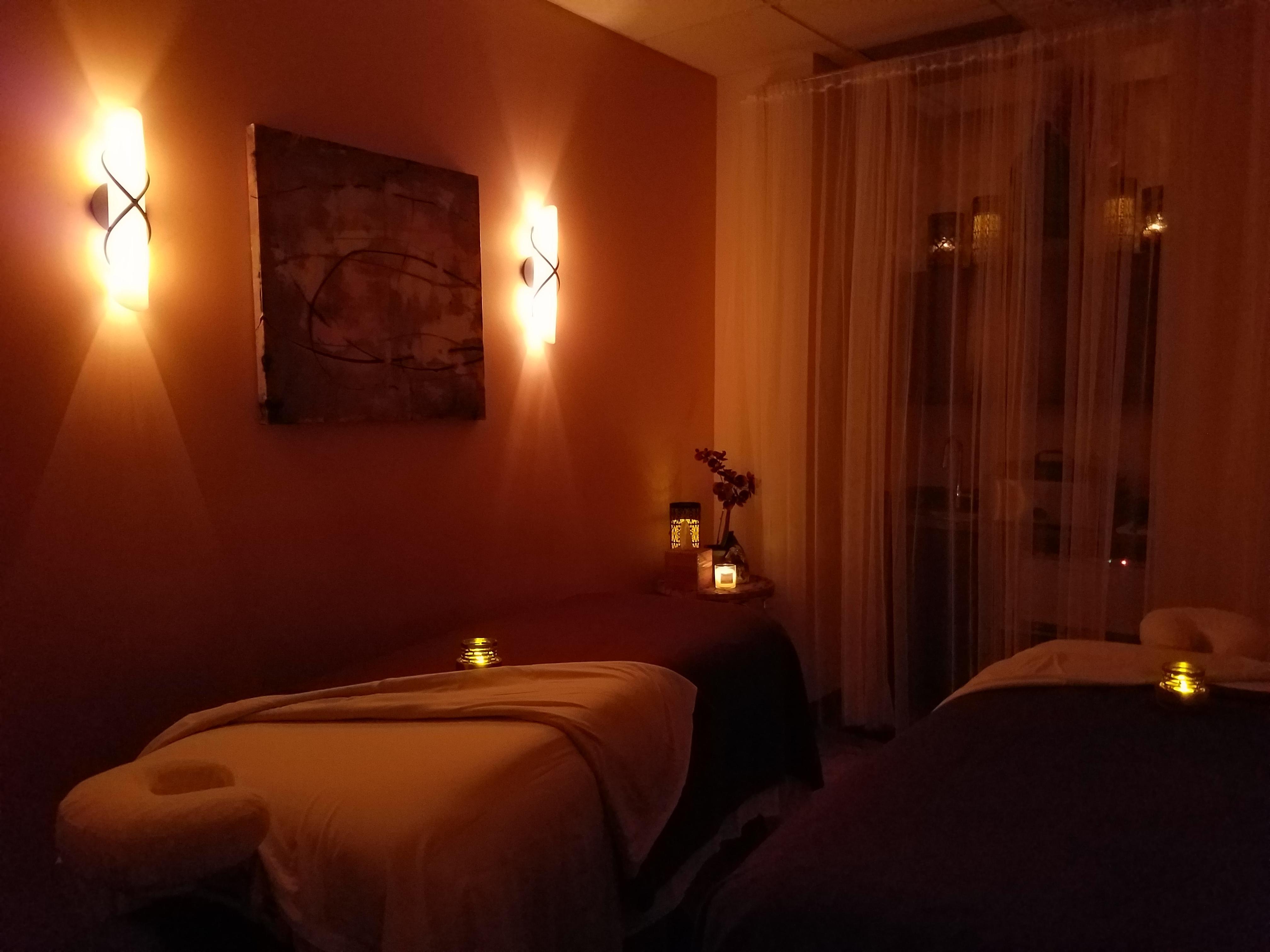 Hand & Stone Massage and Facial Spa Coupons Allendale NJ ...