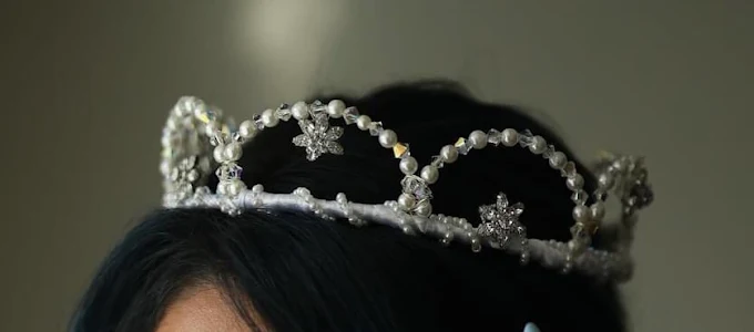 Images Basia Custom Headdresses