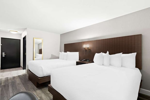 Images SureStay by Best Western Groves
