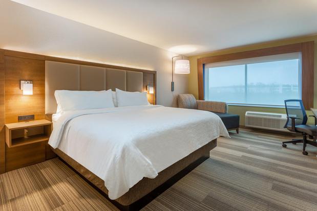 Images Holiday Inn Express & Suites Florence - Cincinnati Airport by IHG