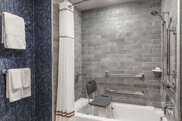 Images Carte Hotel San Diego Downtown, Curio Collection by Hilton