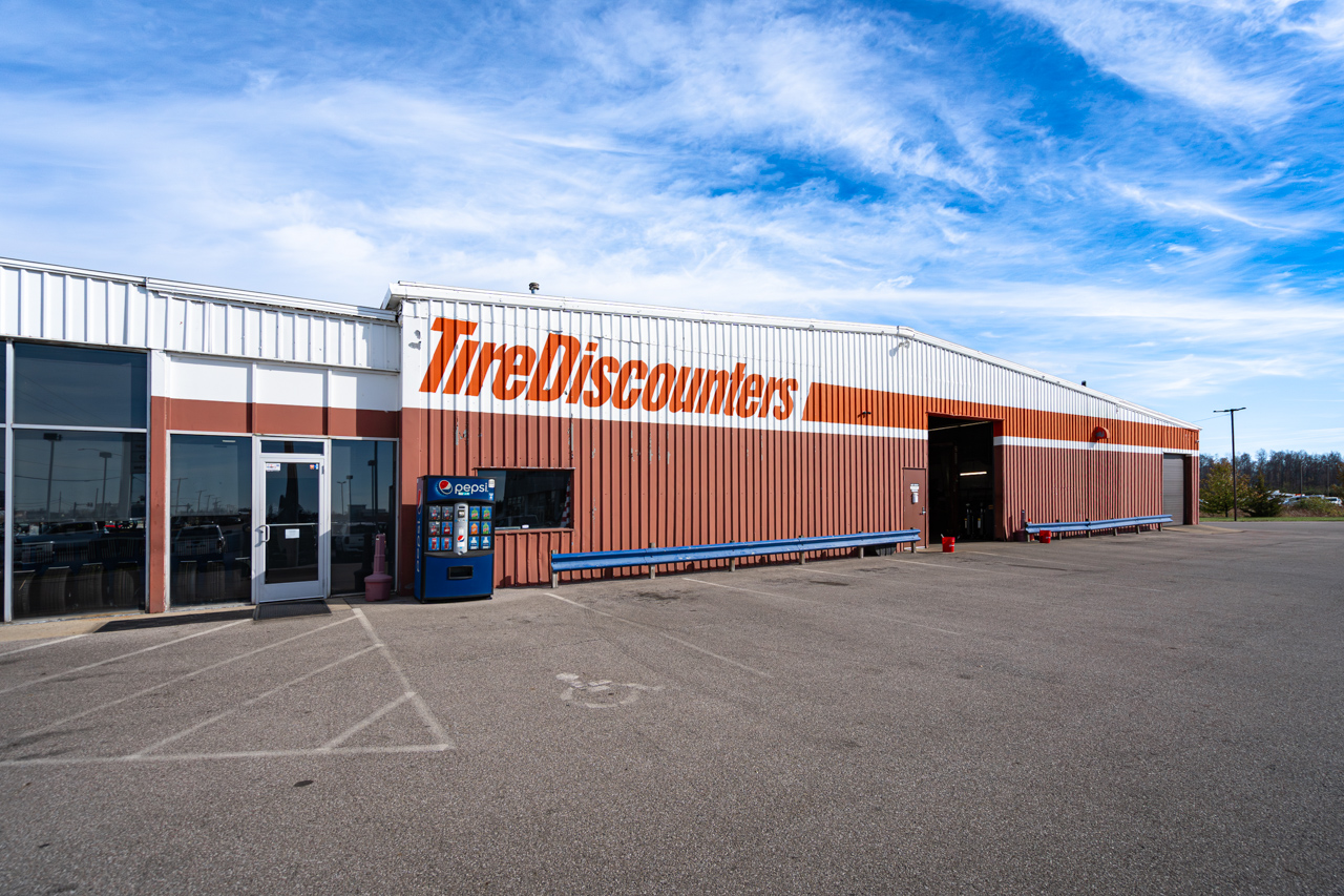 Tire Discounters Wilmington | Tires, Wheels, Services, Fluids, & more