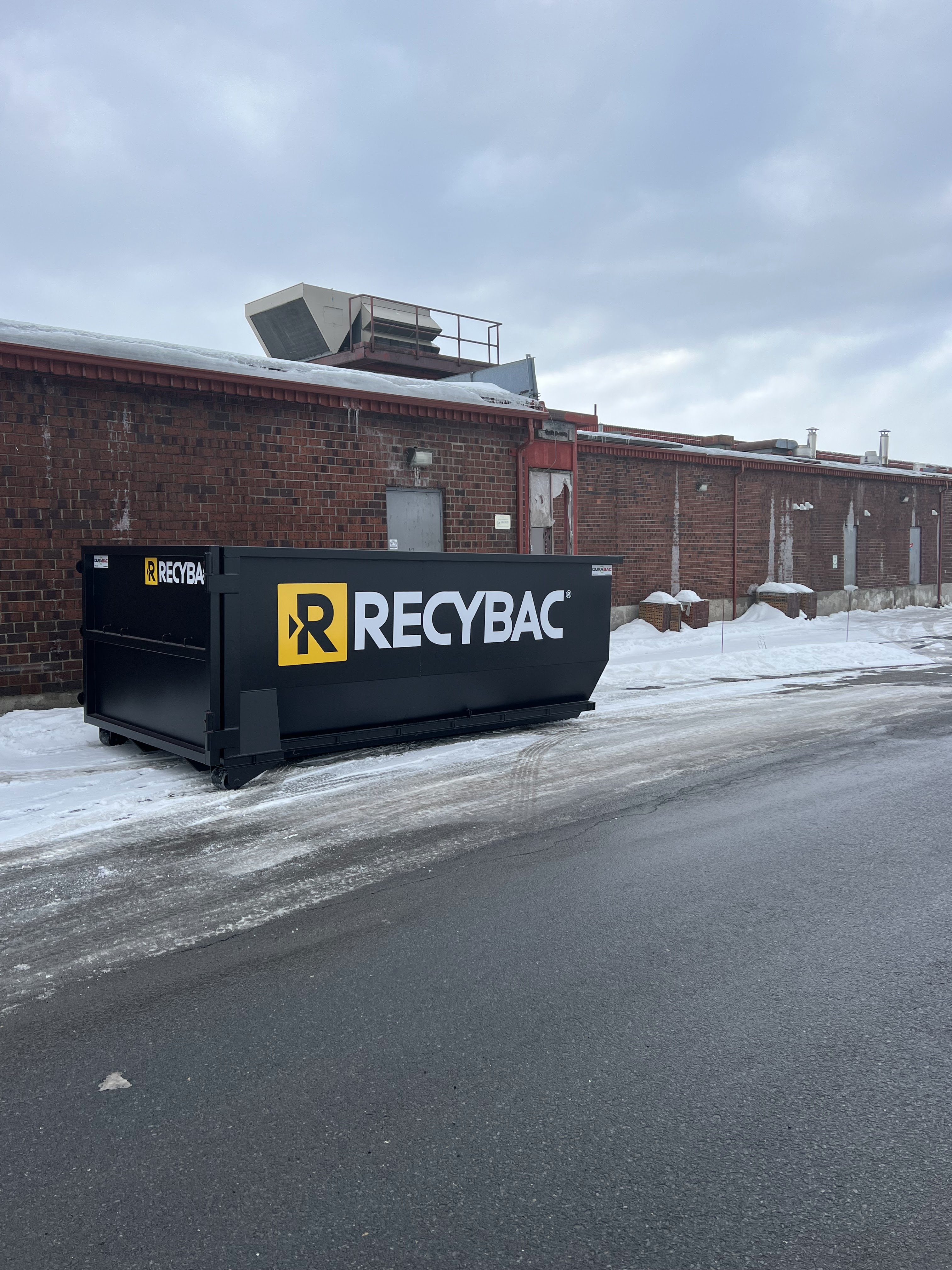 Images Location de conteneur RECYBAC Longueuil