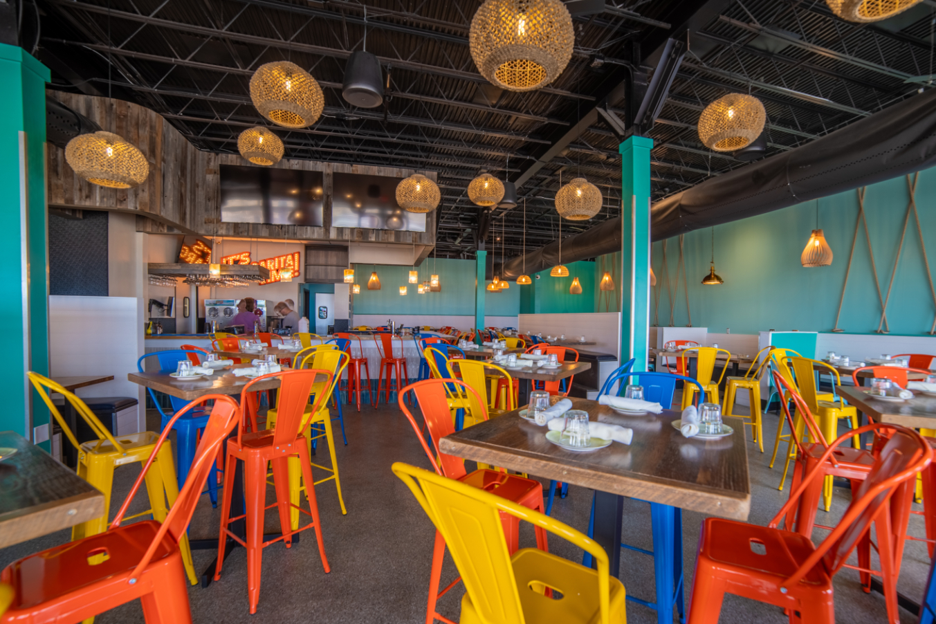 The Dunes Rehoboth Beach offers a relaxed, convenient stay near the Delaware beaches, with easy access to Rehoboth Beach, Dewey Beach, the boardwalk, restaurants, shopping, and coastal attractions.
