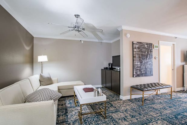 Images The Burgundy Hotel, Tapestry Collection by Hilton