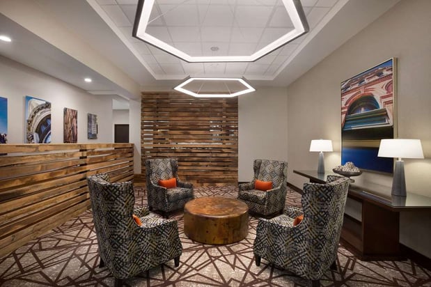 Images Hilton Garden Inn Downtown Birmingham