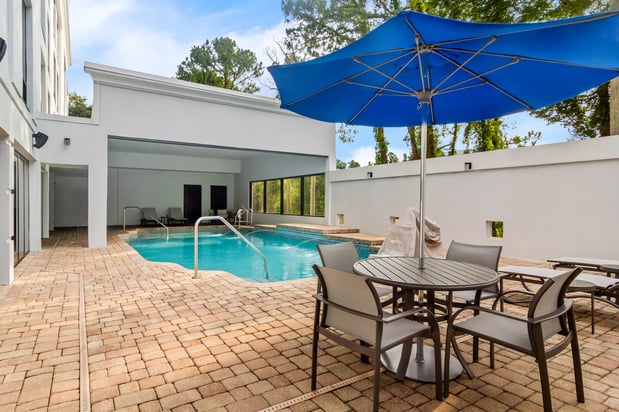 Images Holiday Inn Express & Suites Jacksonville SE- Med Ctr Area by IHG