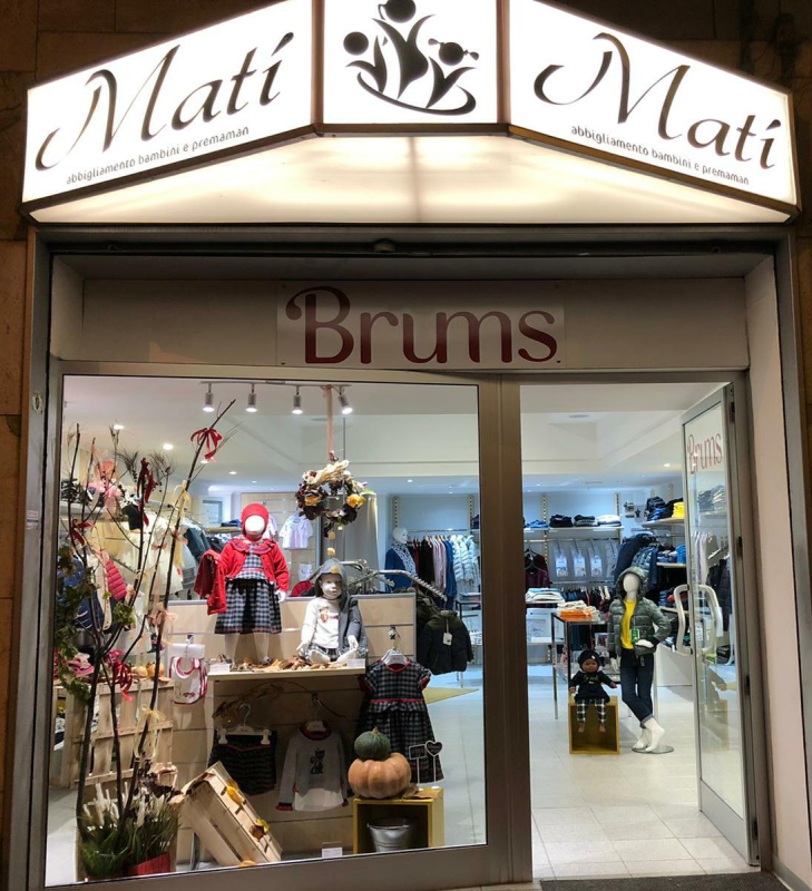 Matì Abbigliamento Bambini e Premaman - VESTITI PER BAMBINI (DETTAGLIO),  ABBIGLIAMENTO E ACCESSORI, Policoro - Mati Abbigliamento Bambini E Premaman  a Policoro - TEL: 3934609 - IT107859436 - Infobel locale.IT
