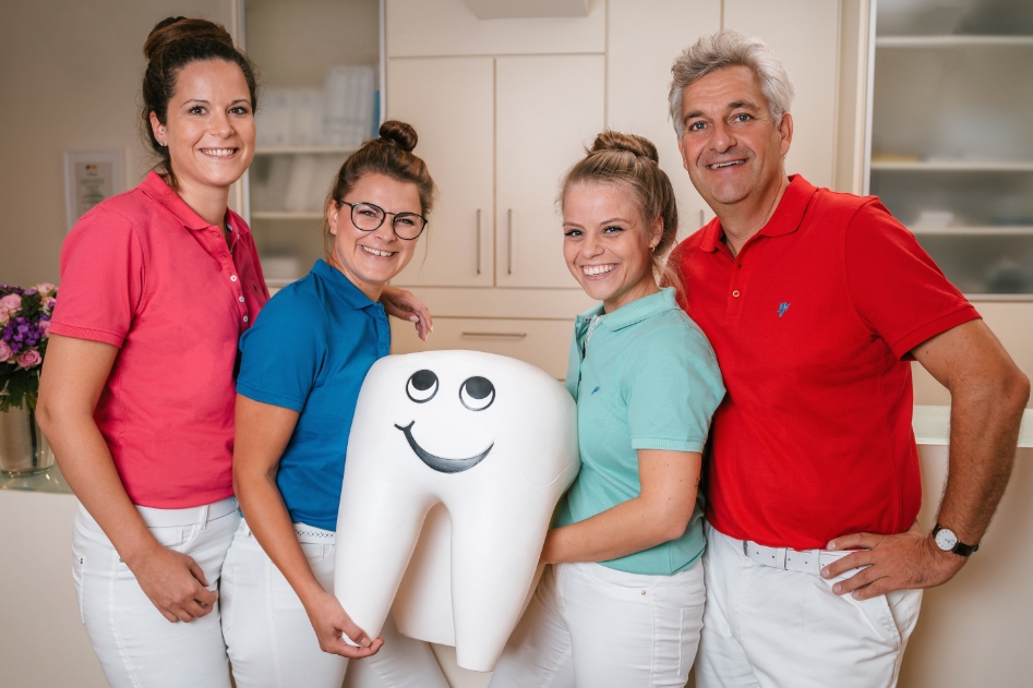 Piosik Alexander Zahnarzt, Breisgauer Str. 12 in Berlin