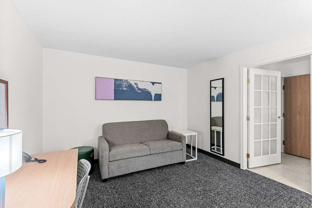 Guest room