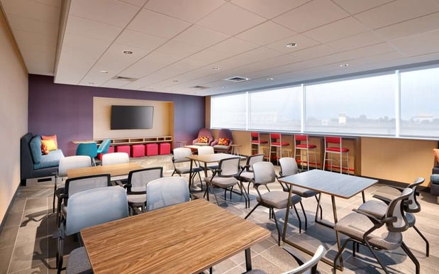 Images Tru by Hilton Clearfield Hill Air Force Base