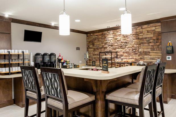 Images Staybridge Suites Fort Lauderdale Airport - West by IHG