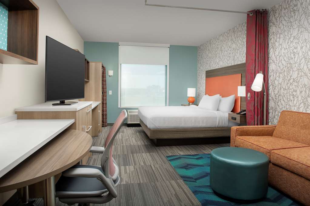 Guest room