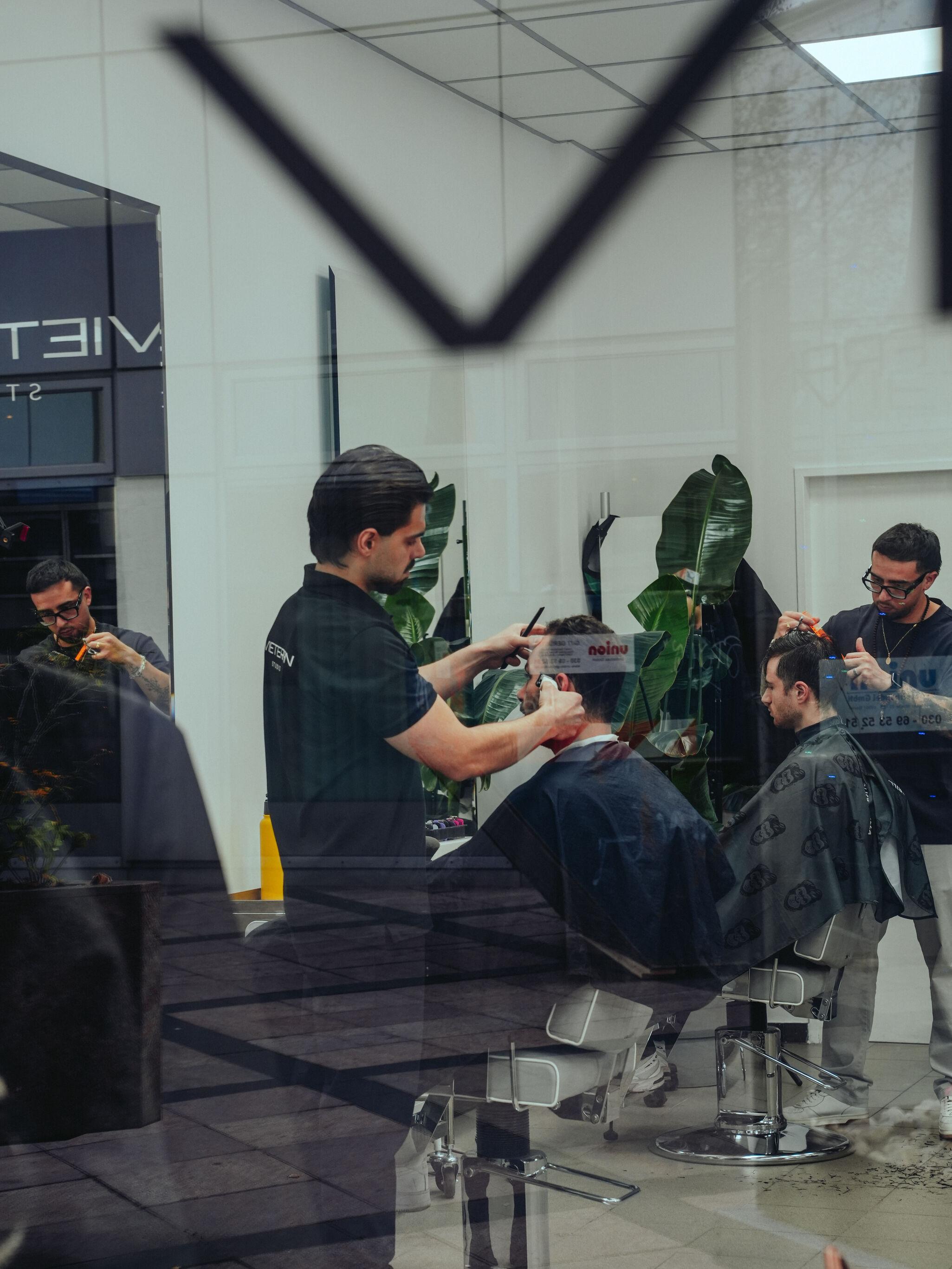 Vieteran Studio - Friseur & Barber | Kudamm, Budapester Straße 43 in Berlin