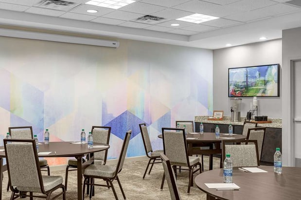 Images Hilton Garden Inn Raleigh-Durham Airport