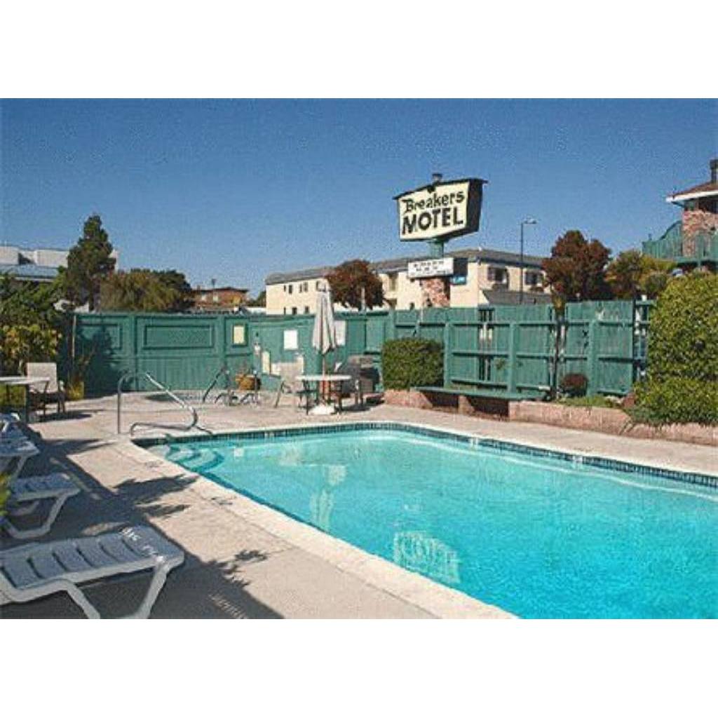 Breakers Motel