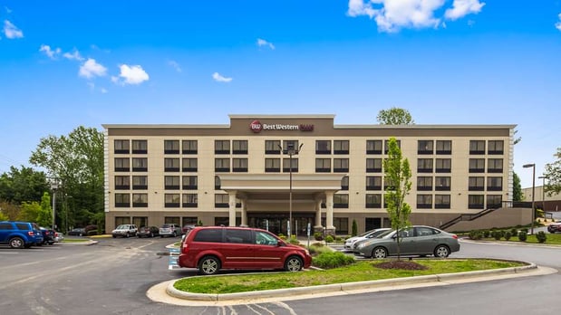 Images Best Western Plus Hanes Mall Hotel