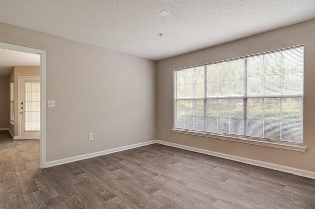 Images Keswick Village Apartments & Townhomes