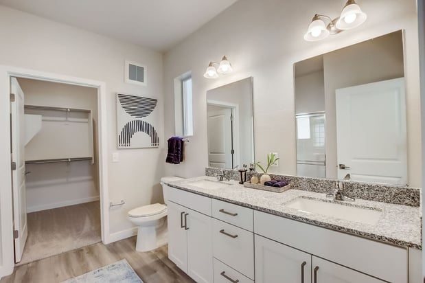 Images Ascend at Longbow Highpoint