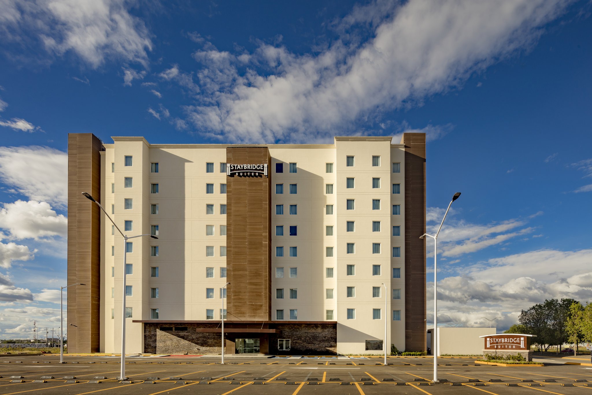 Images Staybridge Suites Saltillo by IHG