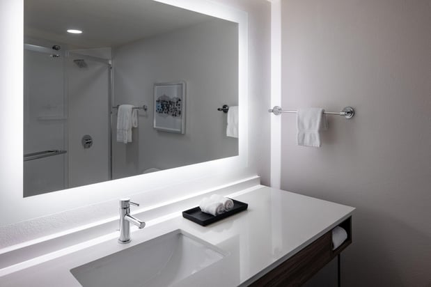 Images Crowne Plaza Atlanta NE - Norcross by IHG