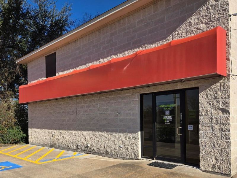 Extra Space Storage Image