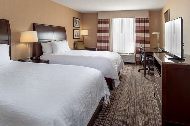 Images Hilton Garden Inn St. Louis Airport