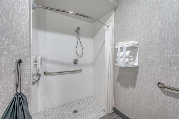 Images Hampton Inn New Philadelphia