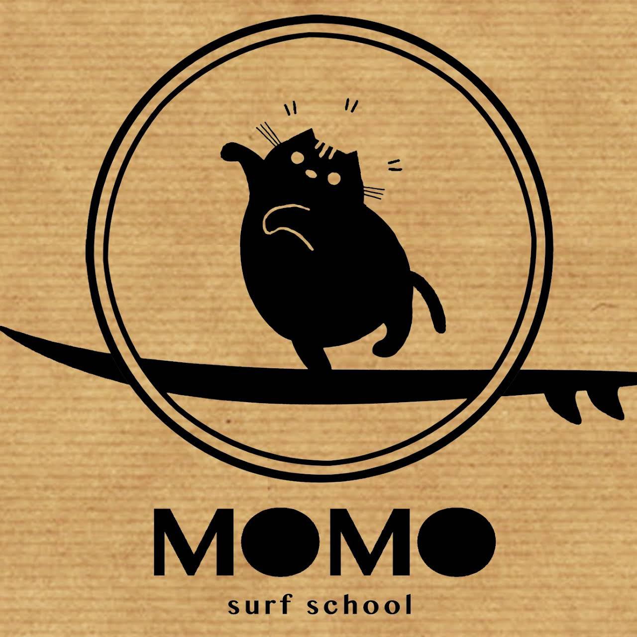 Momo Surf School Logo