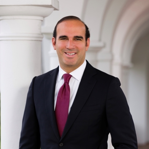 Diego Urrutia - Financial Advisor in West Palm Beach, FL 33401 | Merrill