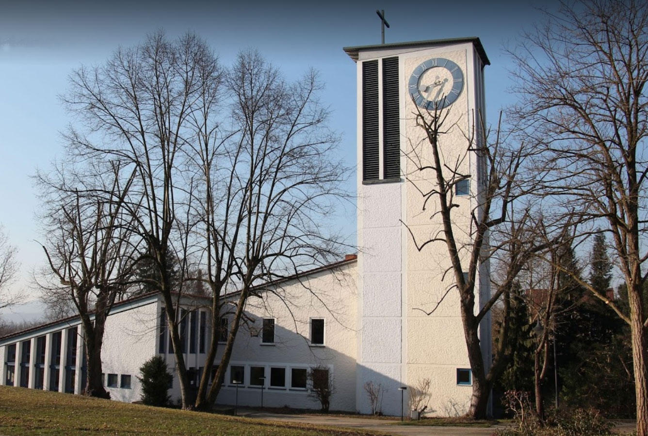 Auferstehungskirche - Evangelische Auferstehungsgemeinde Reutlingen, Sonnenstraße 92 in Reutlingen