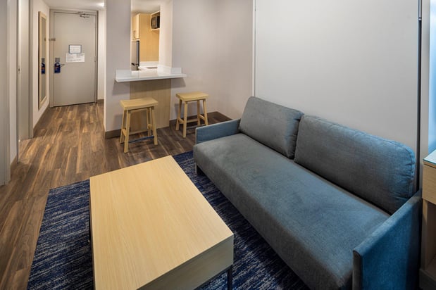 Images Holiday Inn Express & Suites Atlanta Downtown by IHG
