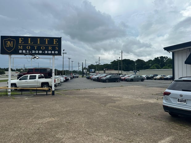 Images Elite Motors - Mobile Car Dealership