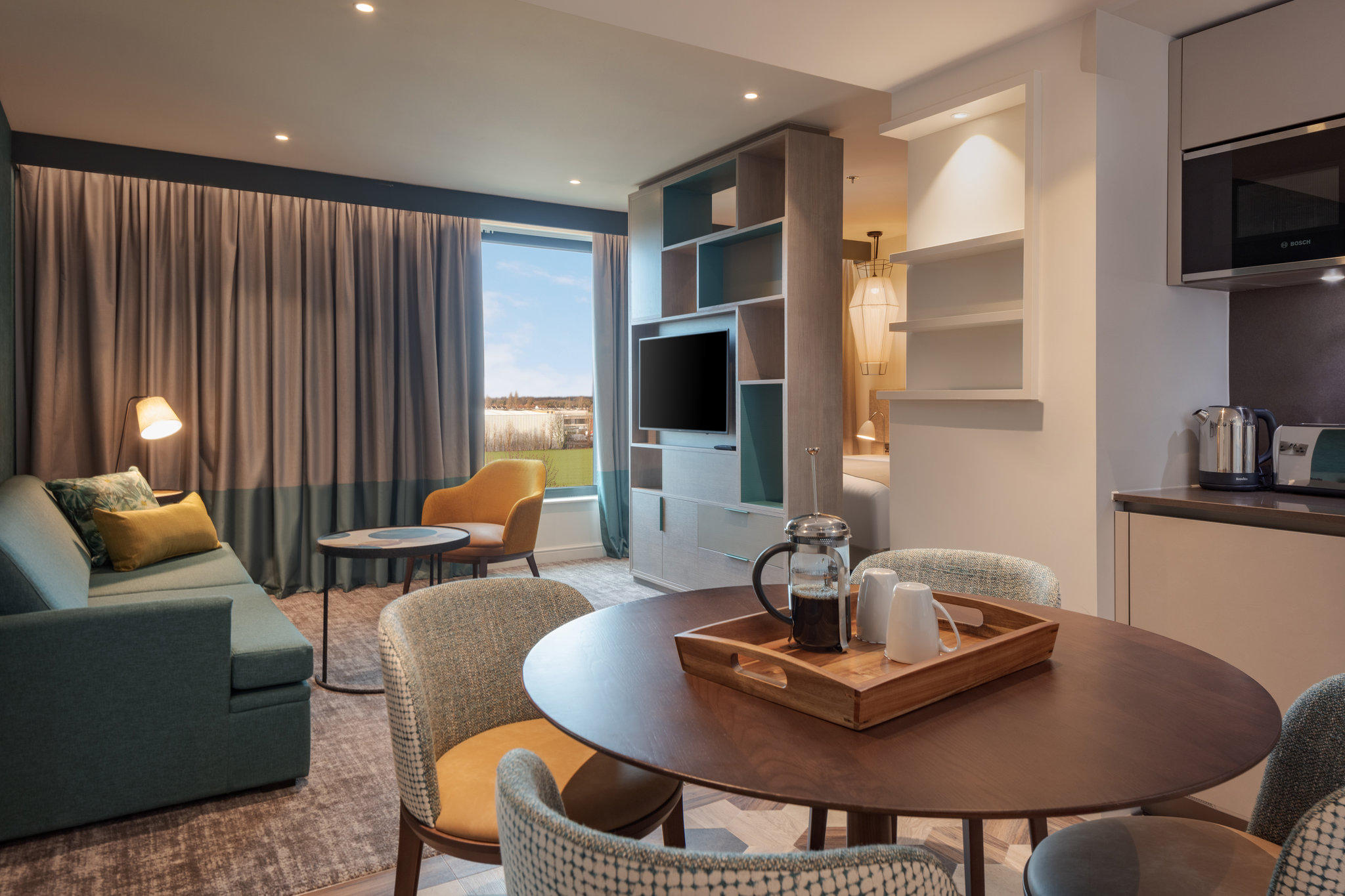 Images Staybridge Suites London - Heathrow Bath Road, an IHG Hotel