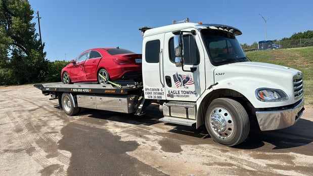 Images Eagle Towing & Recovery