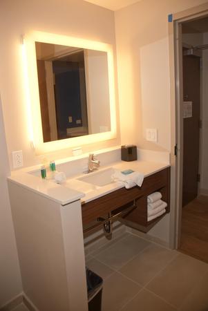 Images Holiday Inn Express & Suites Decatur by IHG