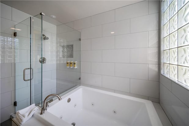 Images Best Western Plus Palm Court Hotel