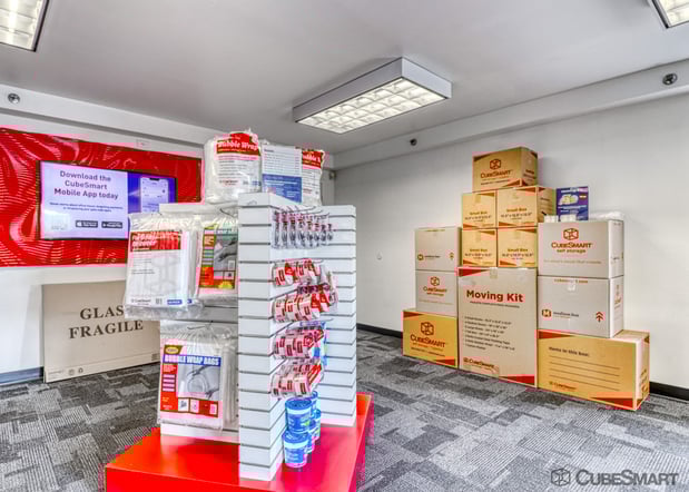 Images CubeSmart Self Storage