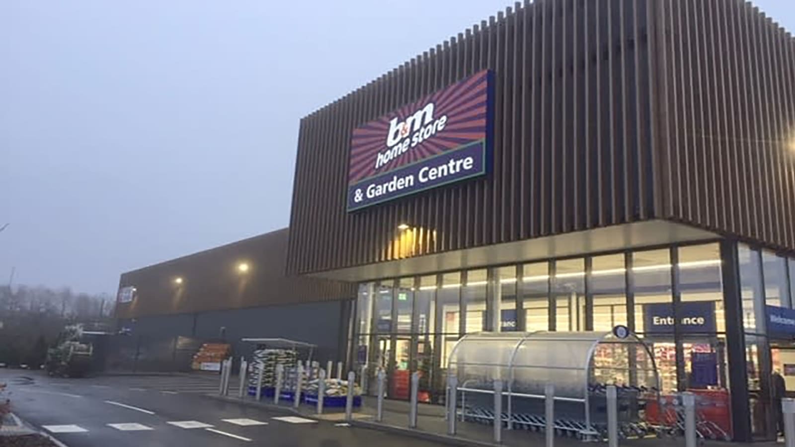 Images B&M Home Store with Garden Centre
