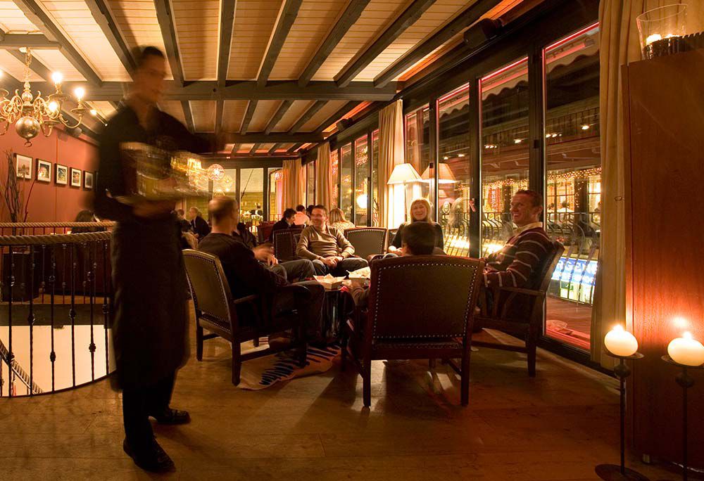 Papa Caesar - lounge bar, Bahnhofstrasse 41 in Zermatt