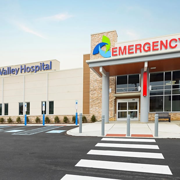 Images Emergency Room at Lehigh Valley Hospital–Macungie