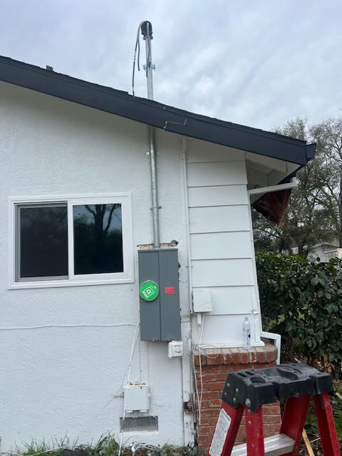 Janovich Electric inc Image