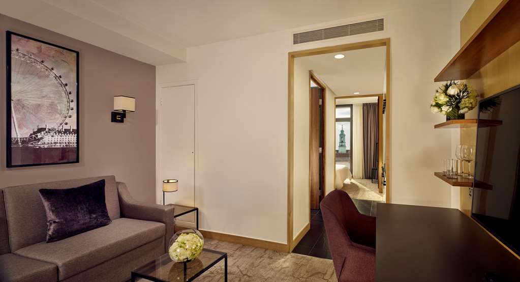 Studio Room