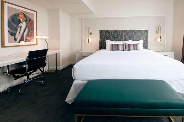 Images The Kelly Birmingham, Tapestry Collection by Hilton