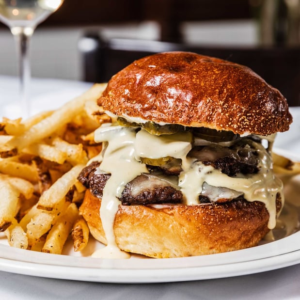 Images Hugo's Frog Bar & Fish House