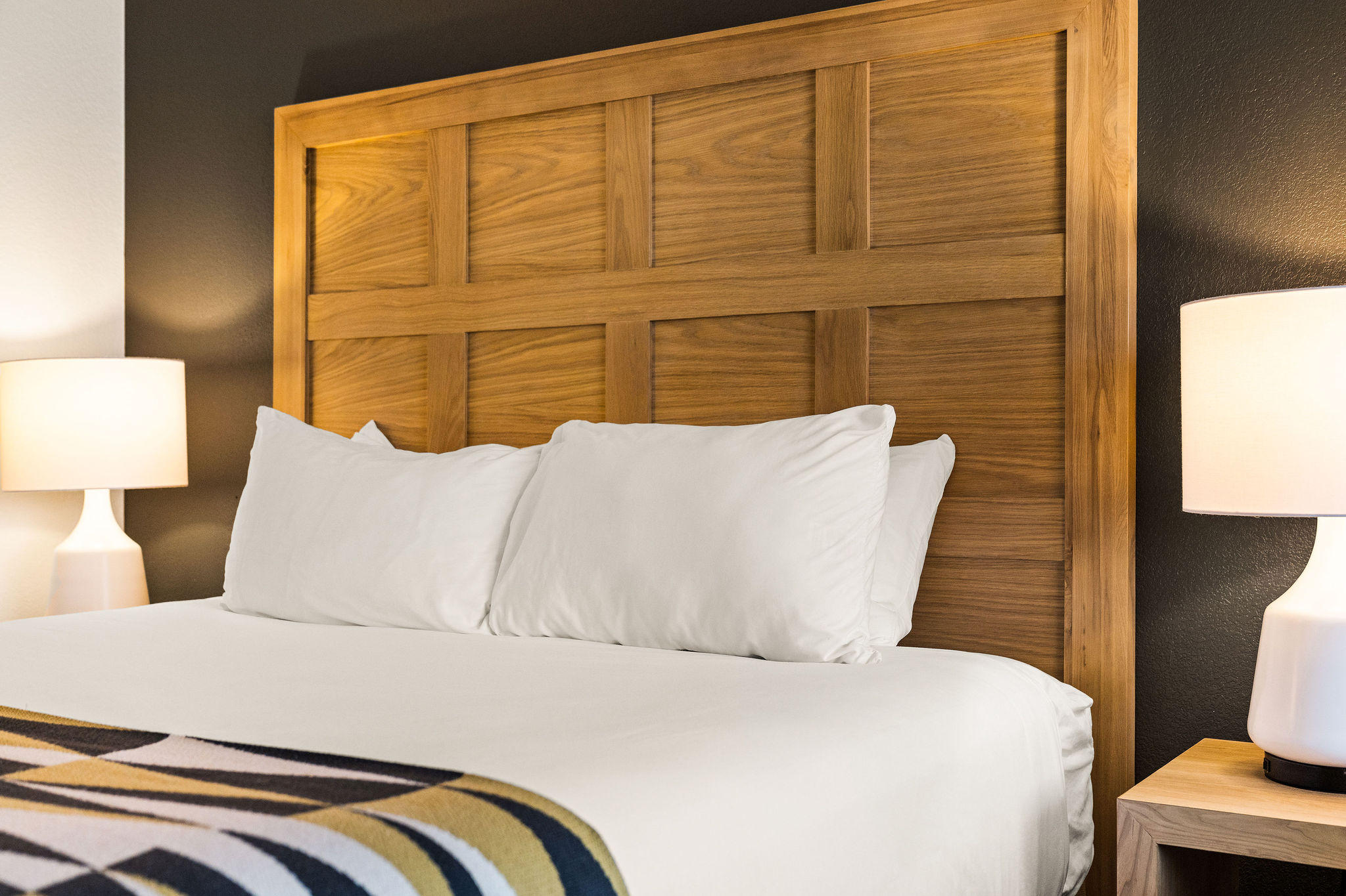 Oxford Suites Redding Guestrooms