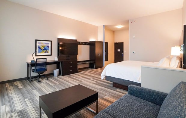 Images Holiday Inn Express & Suites Franklin - Berry Farms by IHG